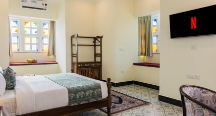 Aryavarta Boutique Abode Room Type - Luxury room with mountain view