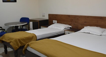 Vybhava Deluxe Boading & Lodging Room Type - Triple Deluxe Room (Non AC)