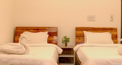Meadowlark Room Type - Deluxe Twin Bed Room with Balcony