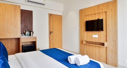 Hotel Premji,Near Railway Station Dwarka Room Type - Deluxe Room