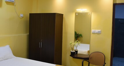 Real Royal Homestay Room Type - Deluxe Room 3
