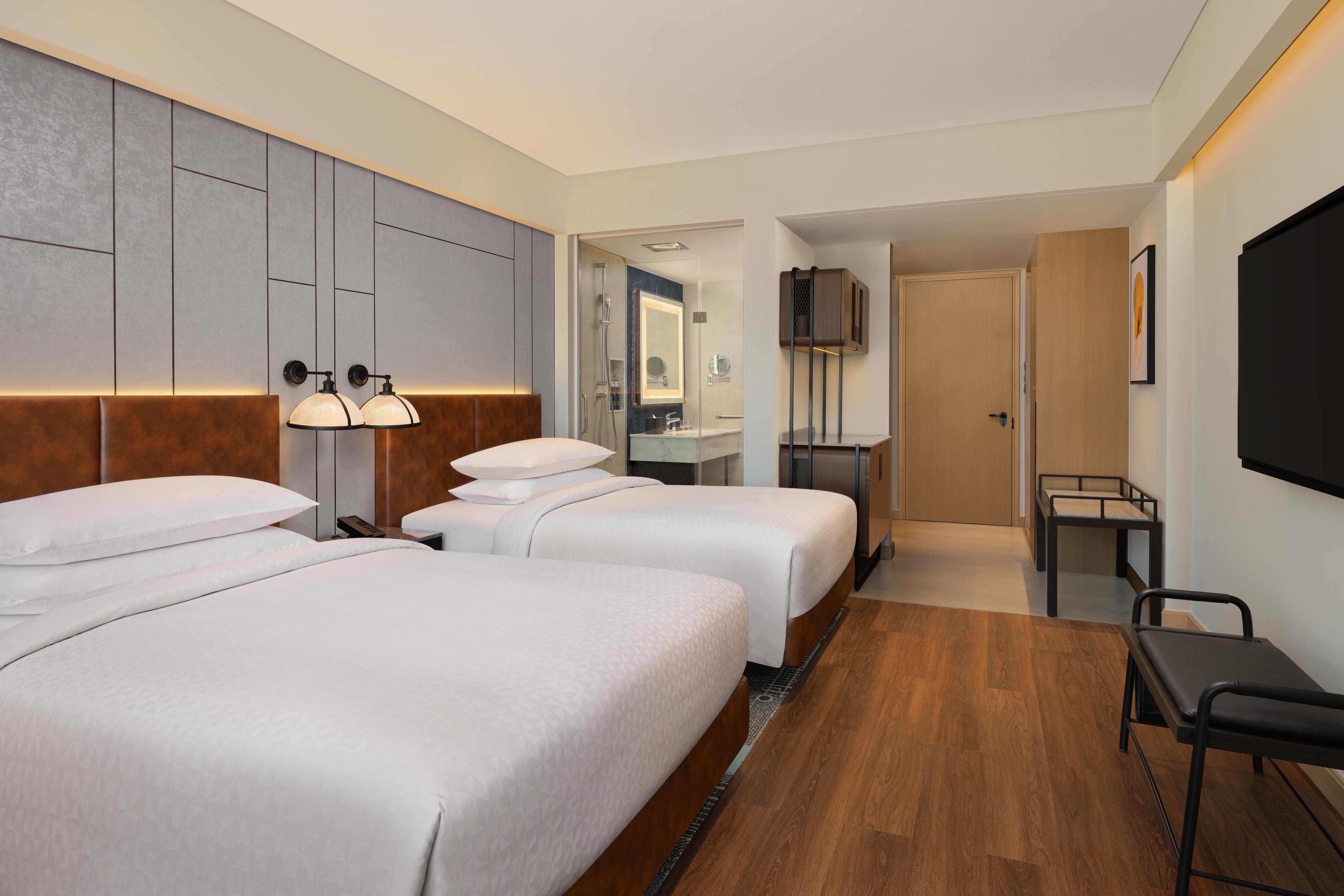 Four Points By Sheraton, Mall Road, Amritsar - Tap to explore photos