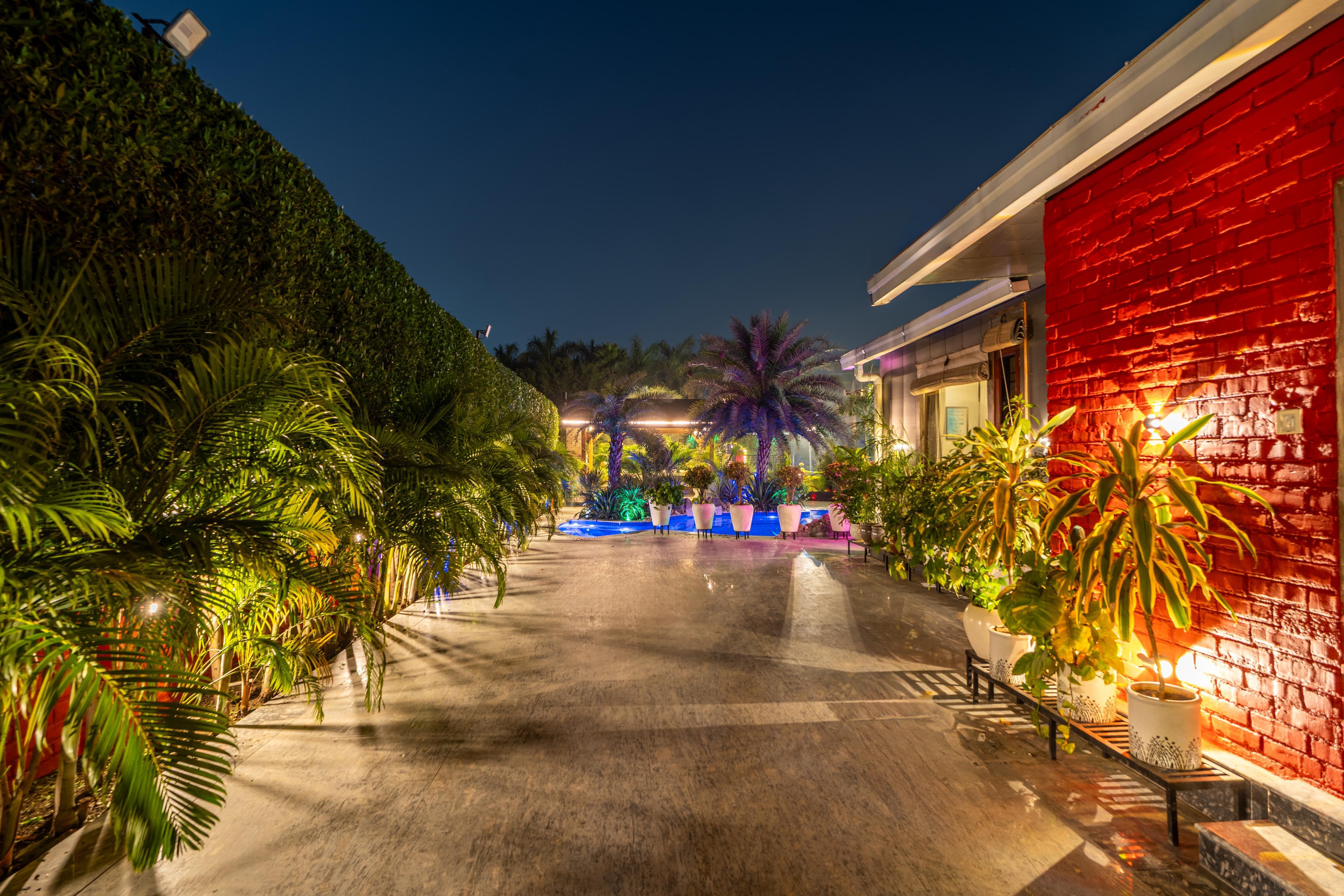 ELIVAAS Ummerda 3 BHK Villa With Pool & Gardens - Tap to explore photos