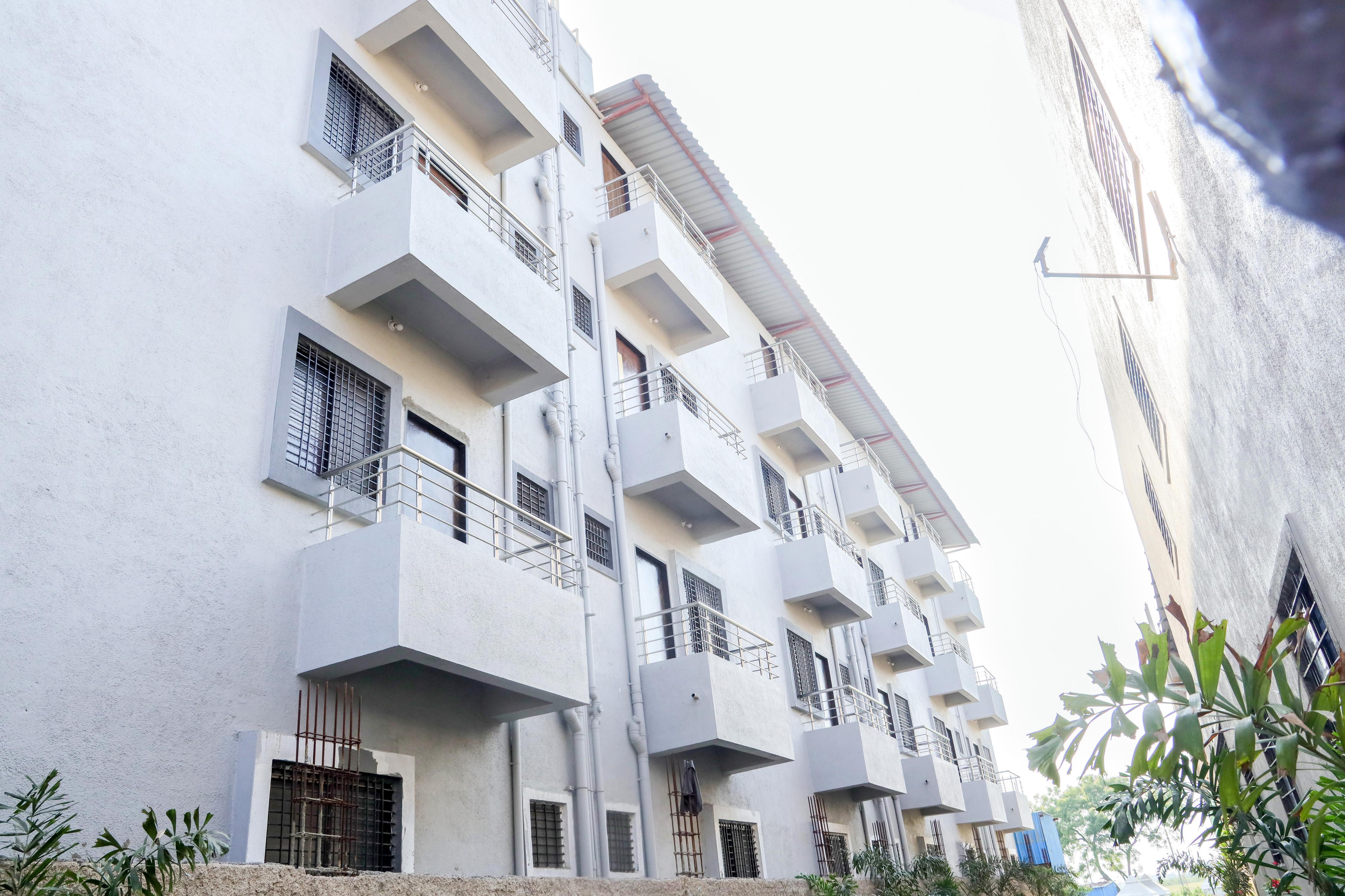 Hotel Suvarnajyot Lodging Shakha 2 - Tap to explore photos