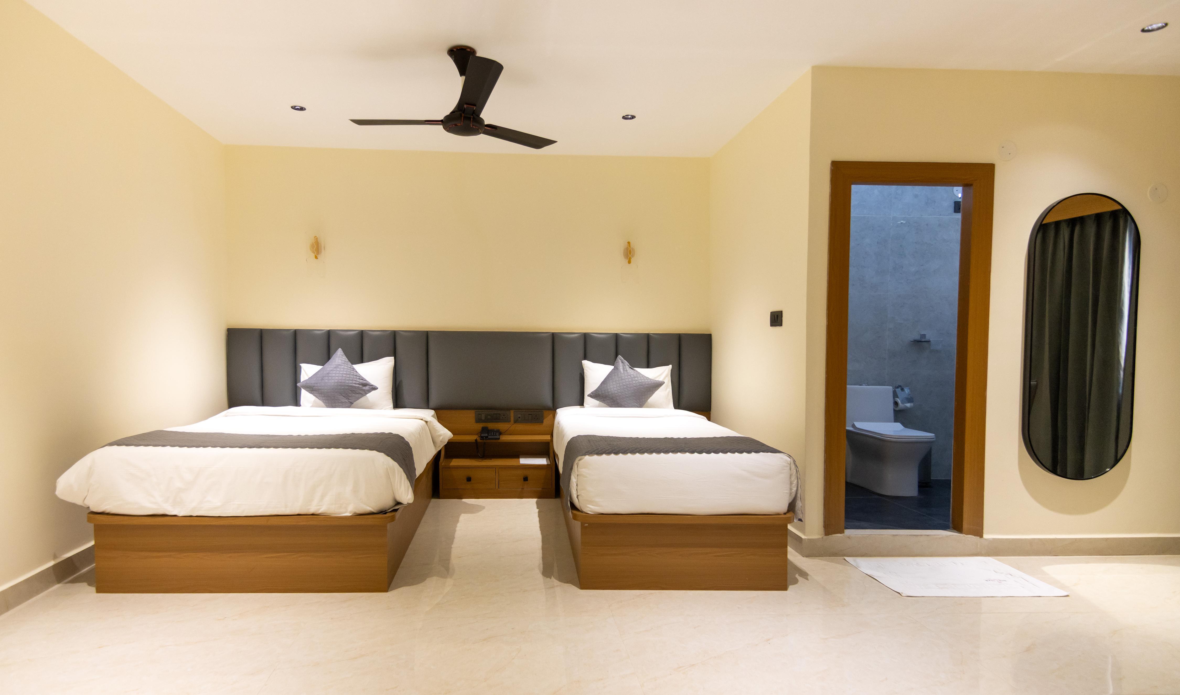 BAEL TREE HOTEL Room Type - PREMIUM ROOM