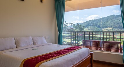 MeenamHomestay Room Type - Premium King Room