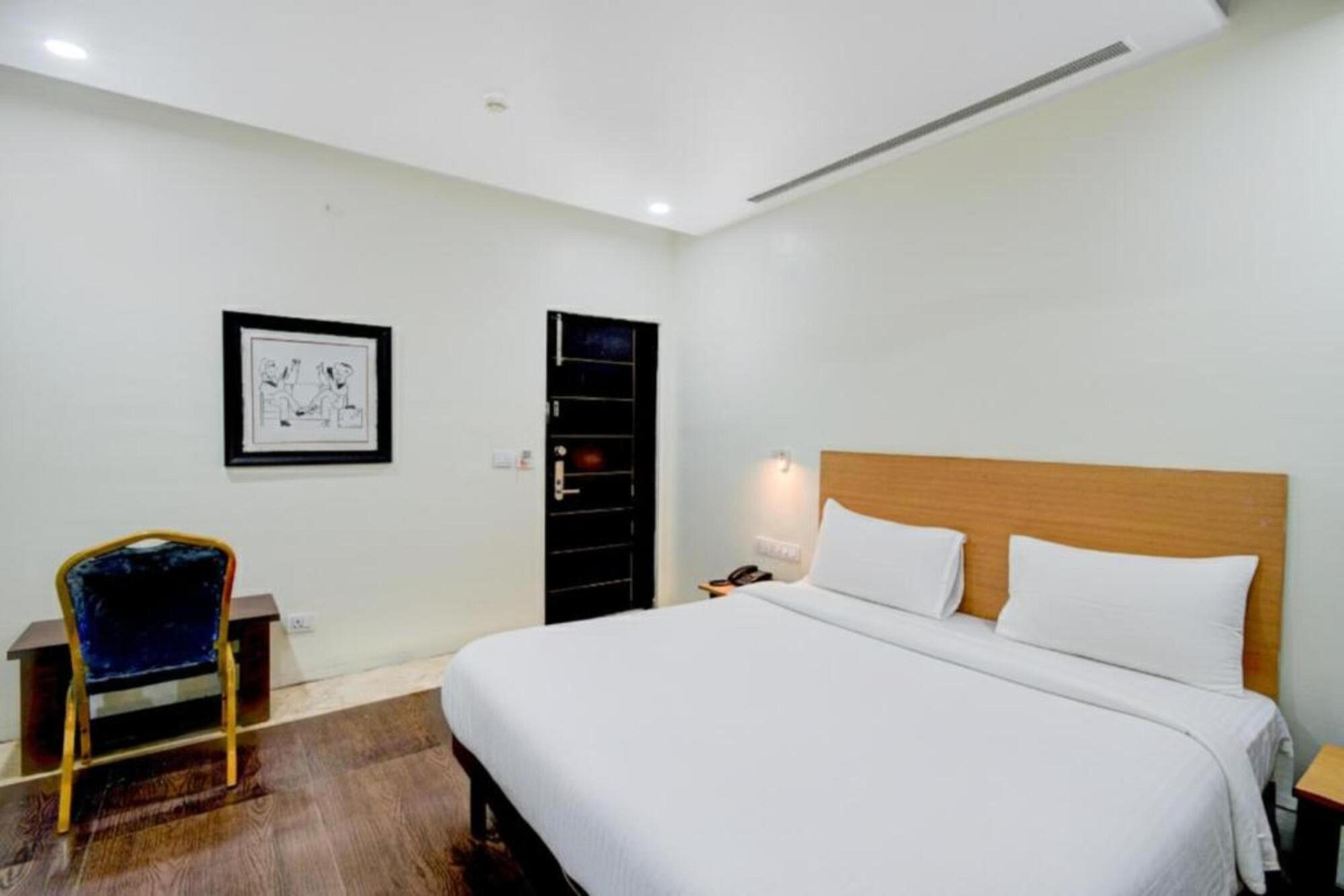 Hotel GSK Height Room Type - Deluxe Room
