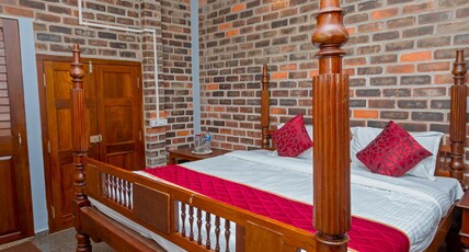 Greens Heritage Resort with Swimming Pool Room Type - Double Room With Bathtub