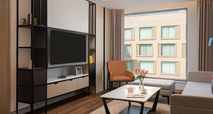 Marriott Executive Apartments, Amritsar Room Type - 1 Bedroom Apartment, 1 King, Pool view