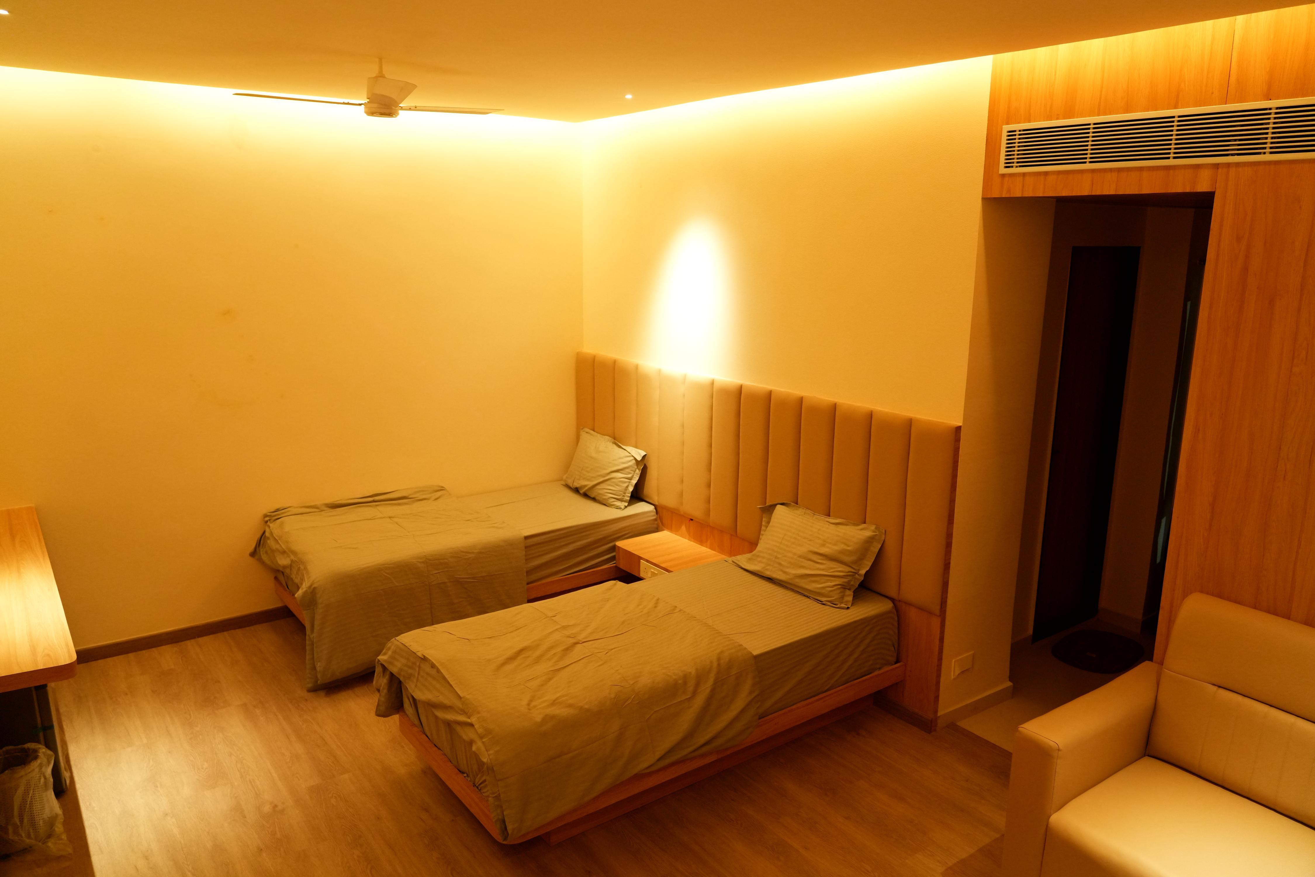 Hotel Avani Grand - Tap to explore photos
