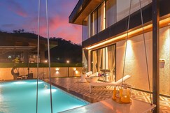 Y2K Villa - II with Pvt Pool & Indoor Games. Lonavala