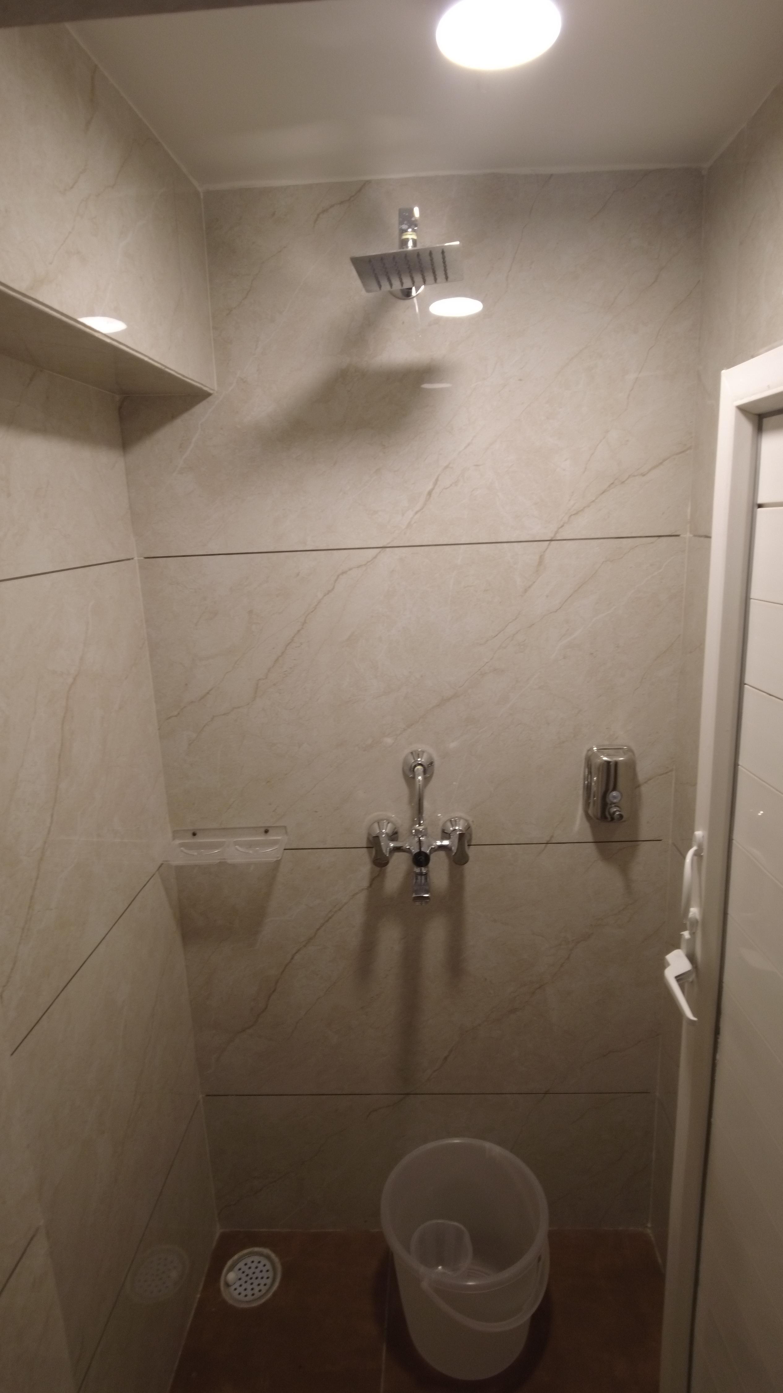Hotel Shikha Jaipur City Centre - Tap to explore photos