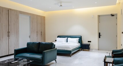 CS Luxurio Presidential Studios Room Type - Opulence Suite