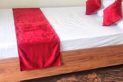 Address of Ayanam Palace