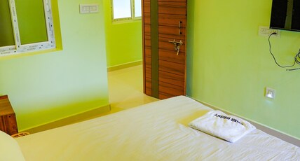 Orange Residency Room Type - Double Bed Room AC