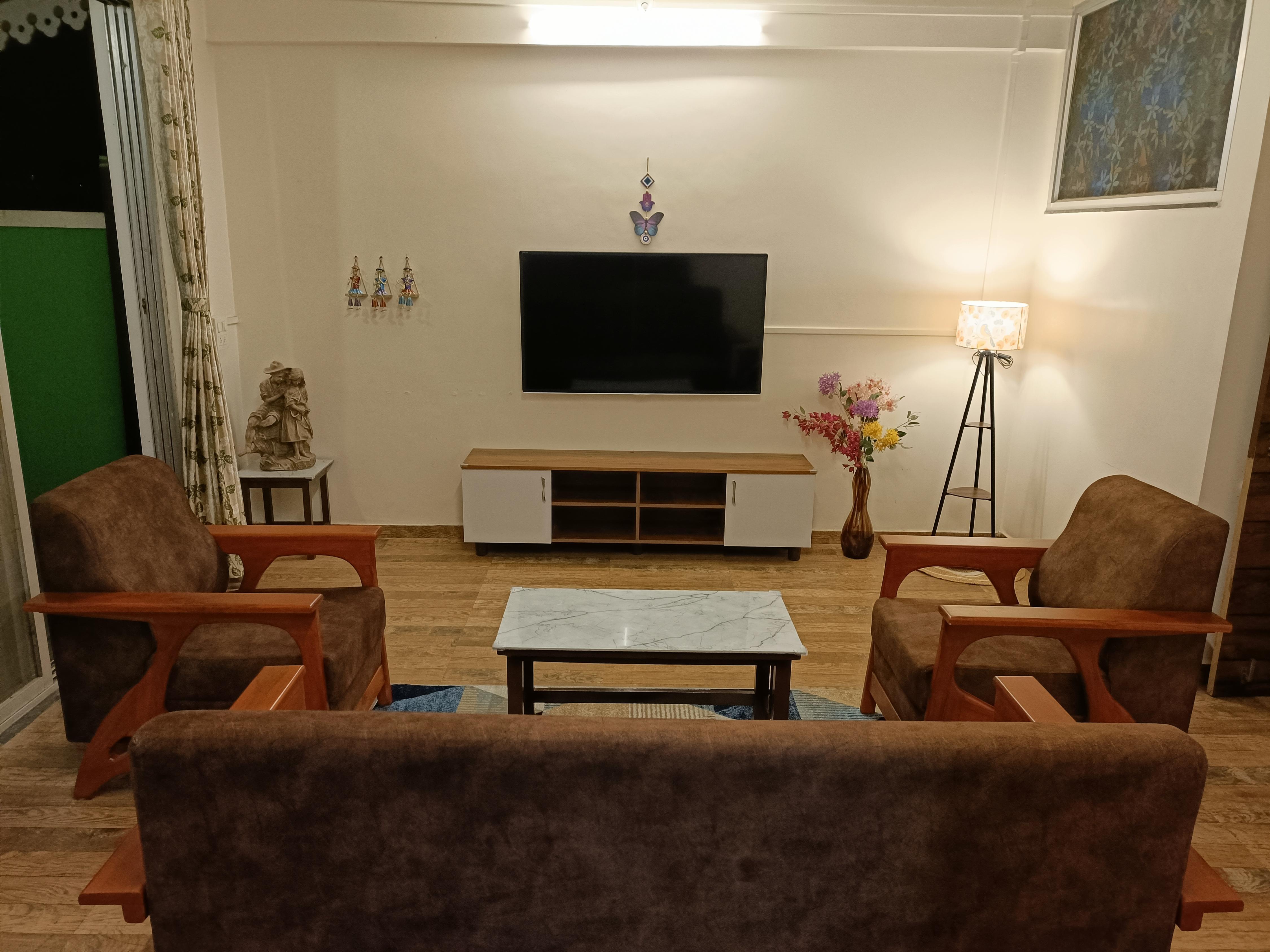 Tree House Hill Station Home (Suite 2) 2 Guests