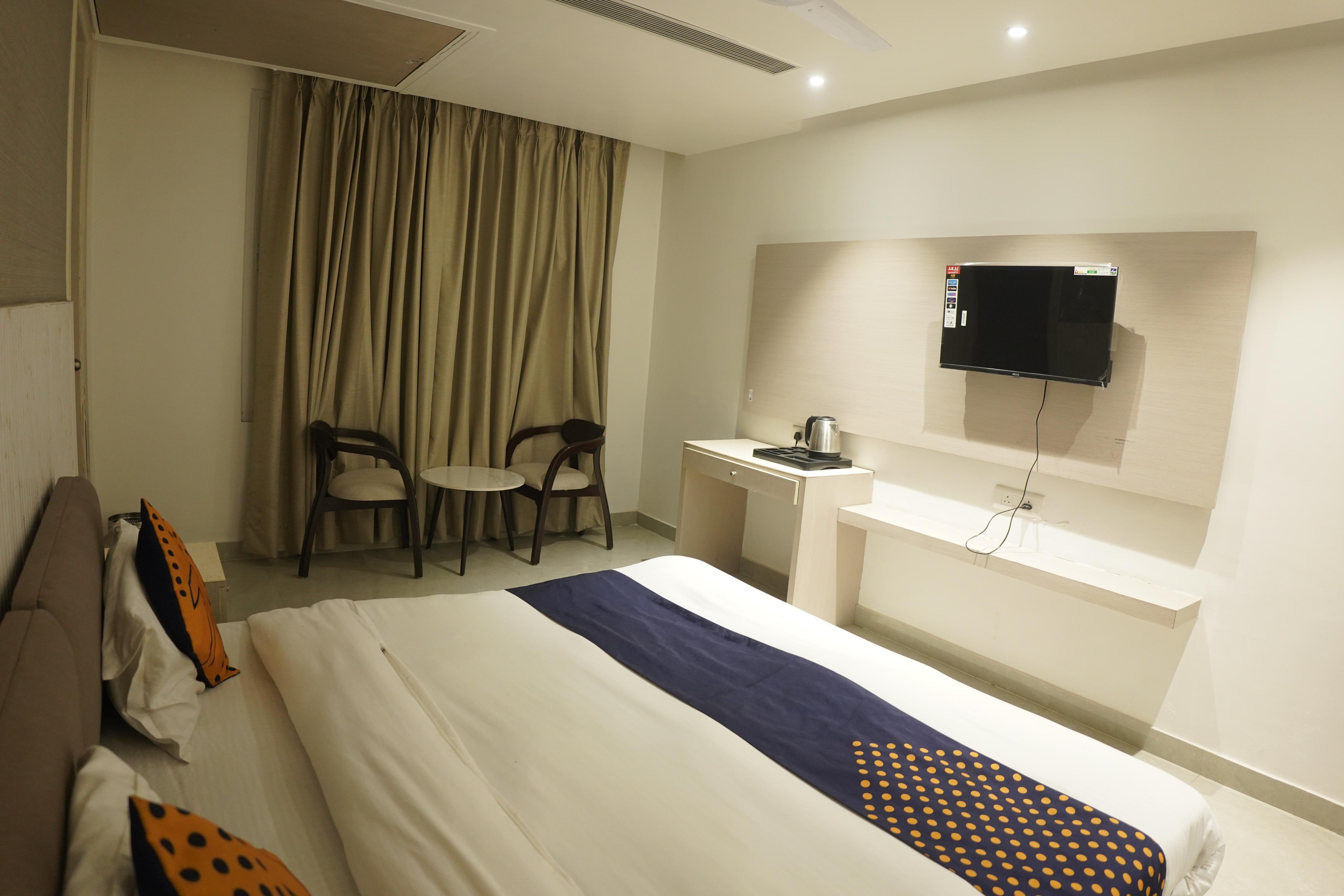 HOTEL TIARAA COMFORT IN - Tap to explore photos