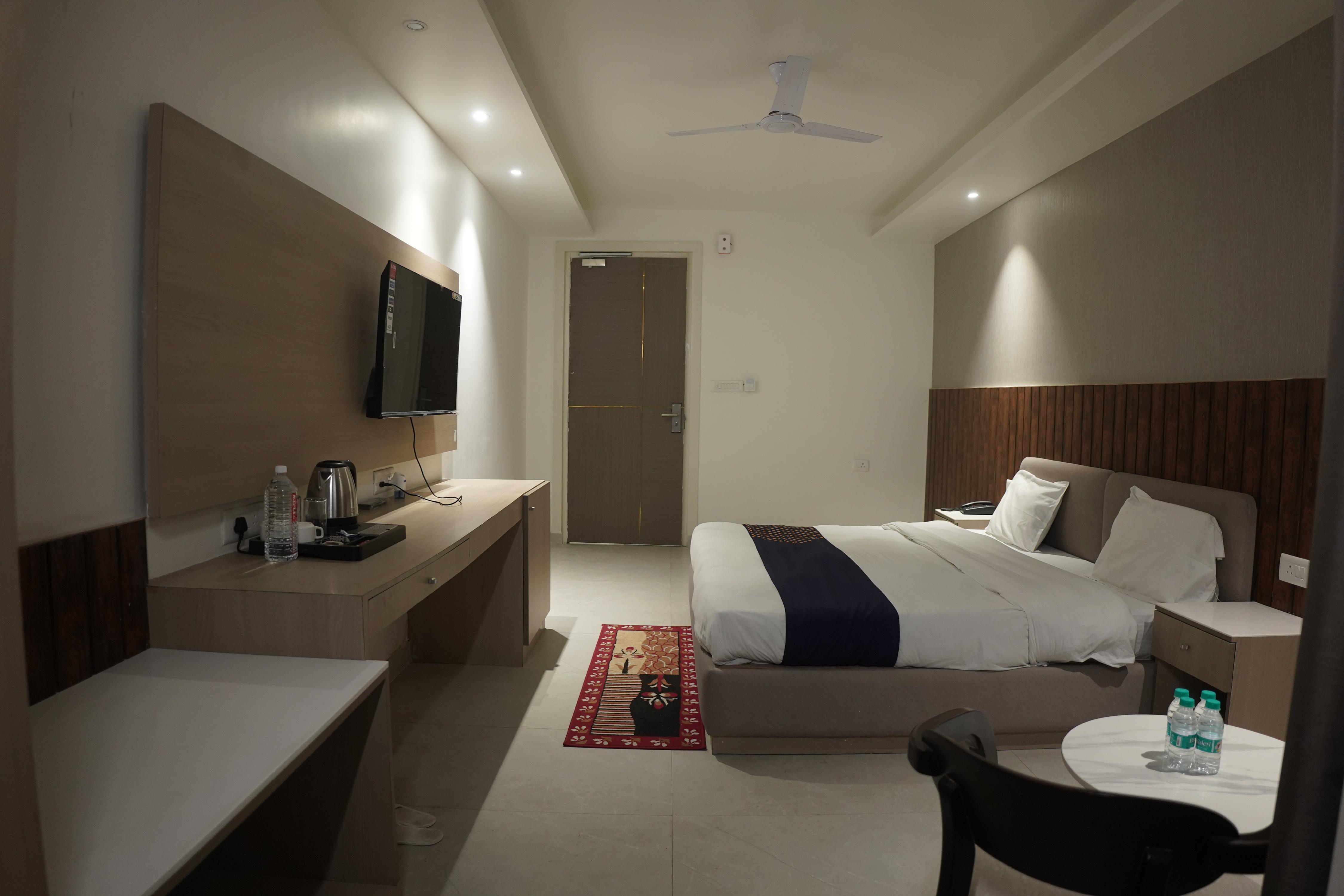 HOTEL TIARAA COMFORT IN - Tap to explore photos