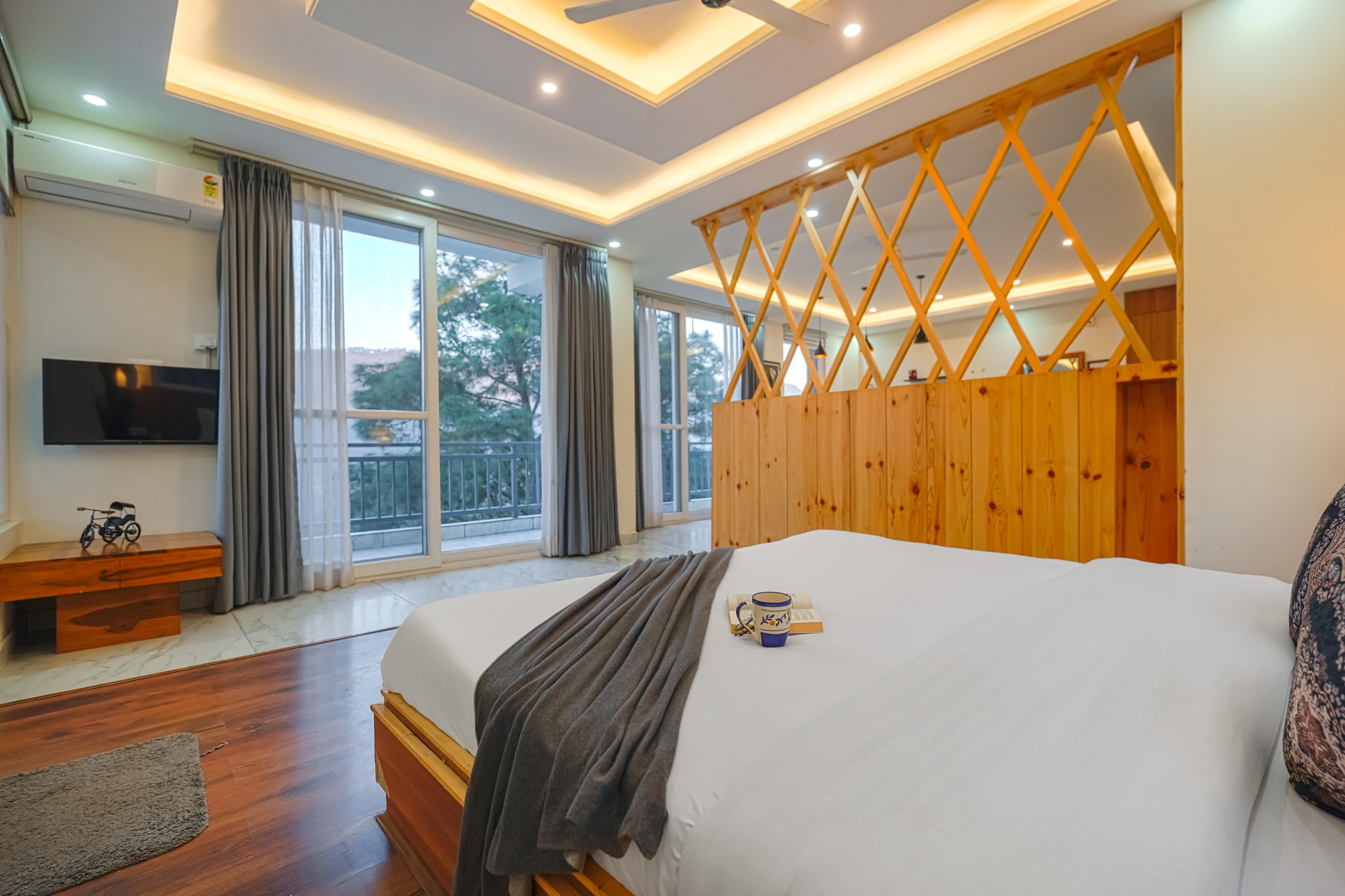The Aura Room Type - Hornbill Luxury Studio Room