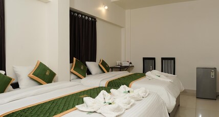 Nira Residency Room Type - Family Room AC