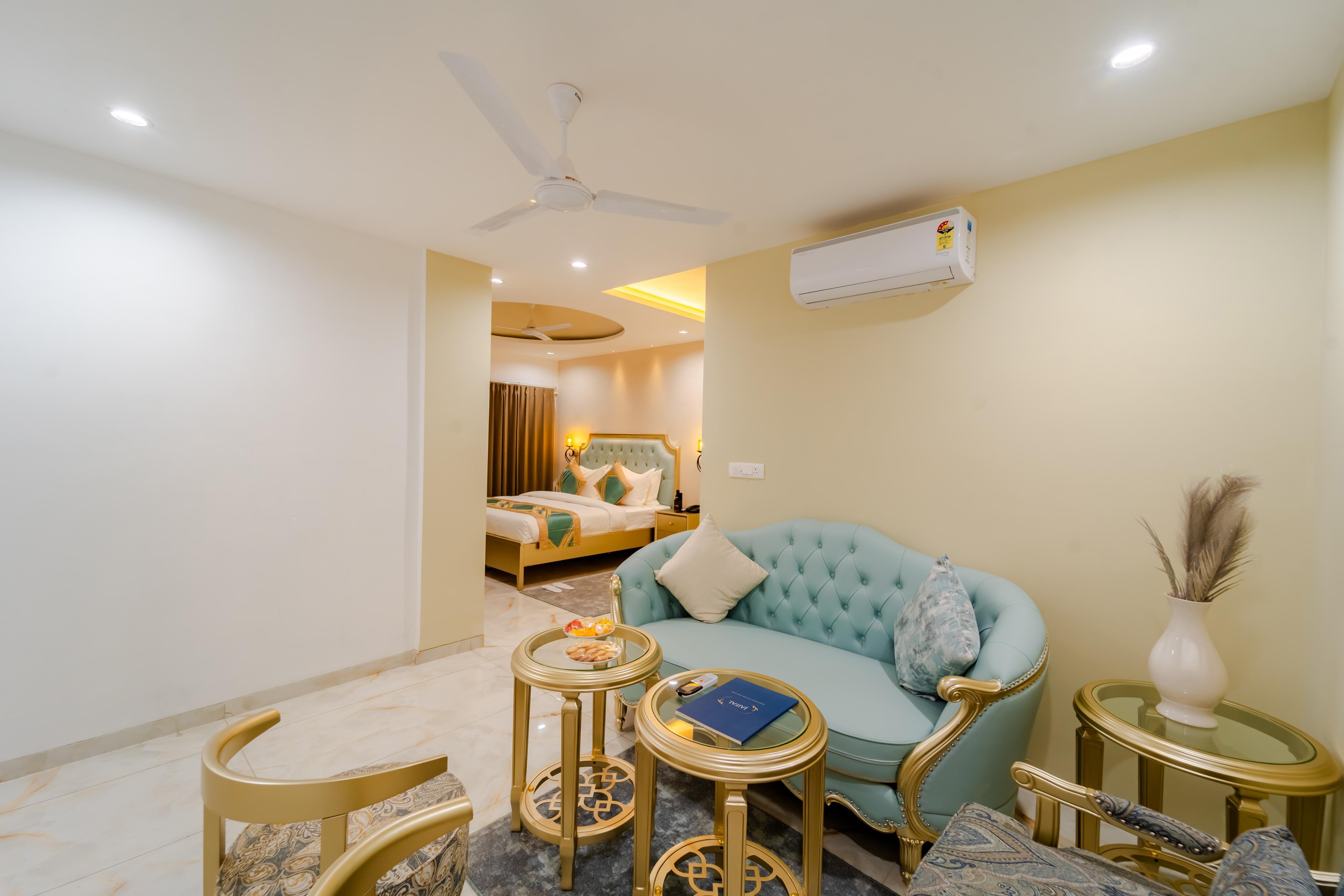 Studio By Jardin Hotels, Dewas Naka Room Type - Suite