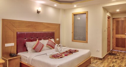 Dev by SR, Manali Room Type - Deluxe Room
