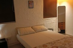 Cool and Awesome Stay 1BHK Apartment