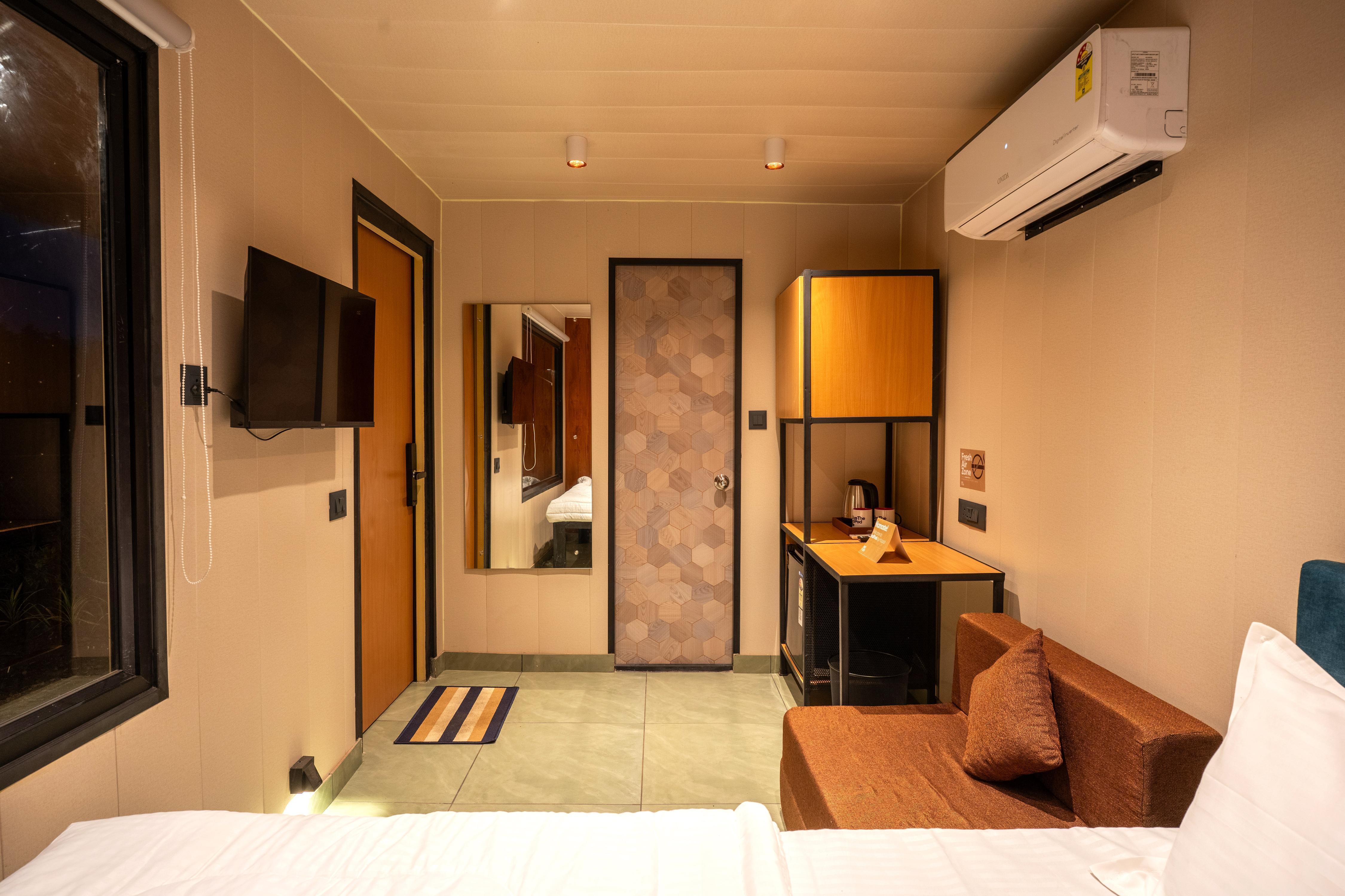 IndiPods Khadakwasla.