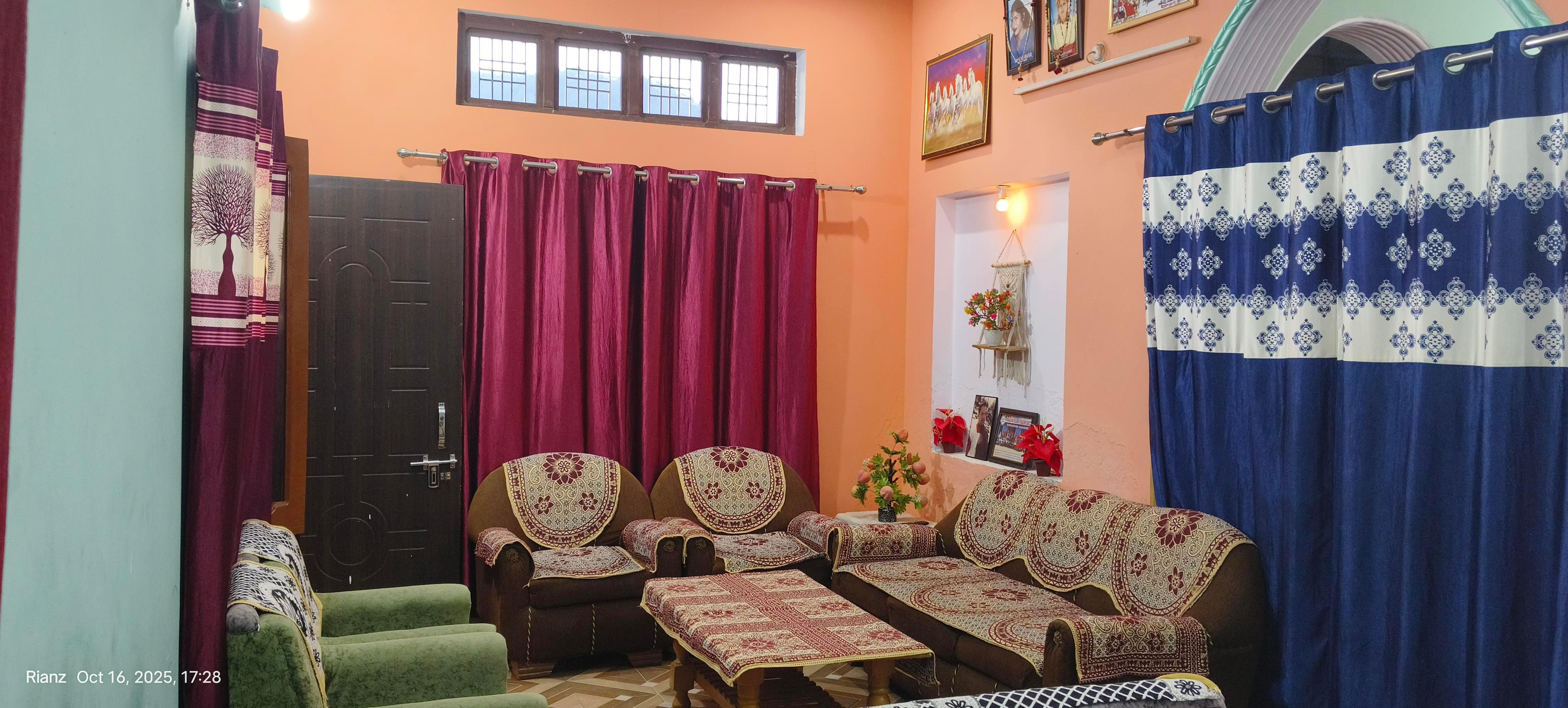 Varsha's himalayan homestay