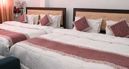 Shri Dham Hotel And Resort Room Type - PREMIUM FAMILY ROOM