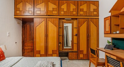 Sliceinn Kavana, Wilson Garden Room Type - Master Bedroom with attached Bathroom 102