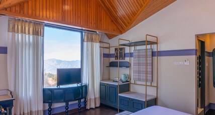 Zostel Kufri Room Type - Standard Room