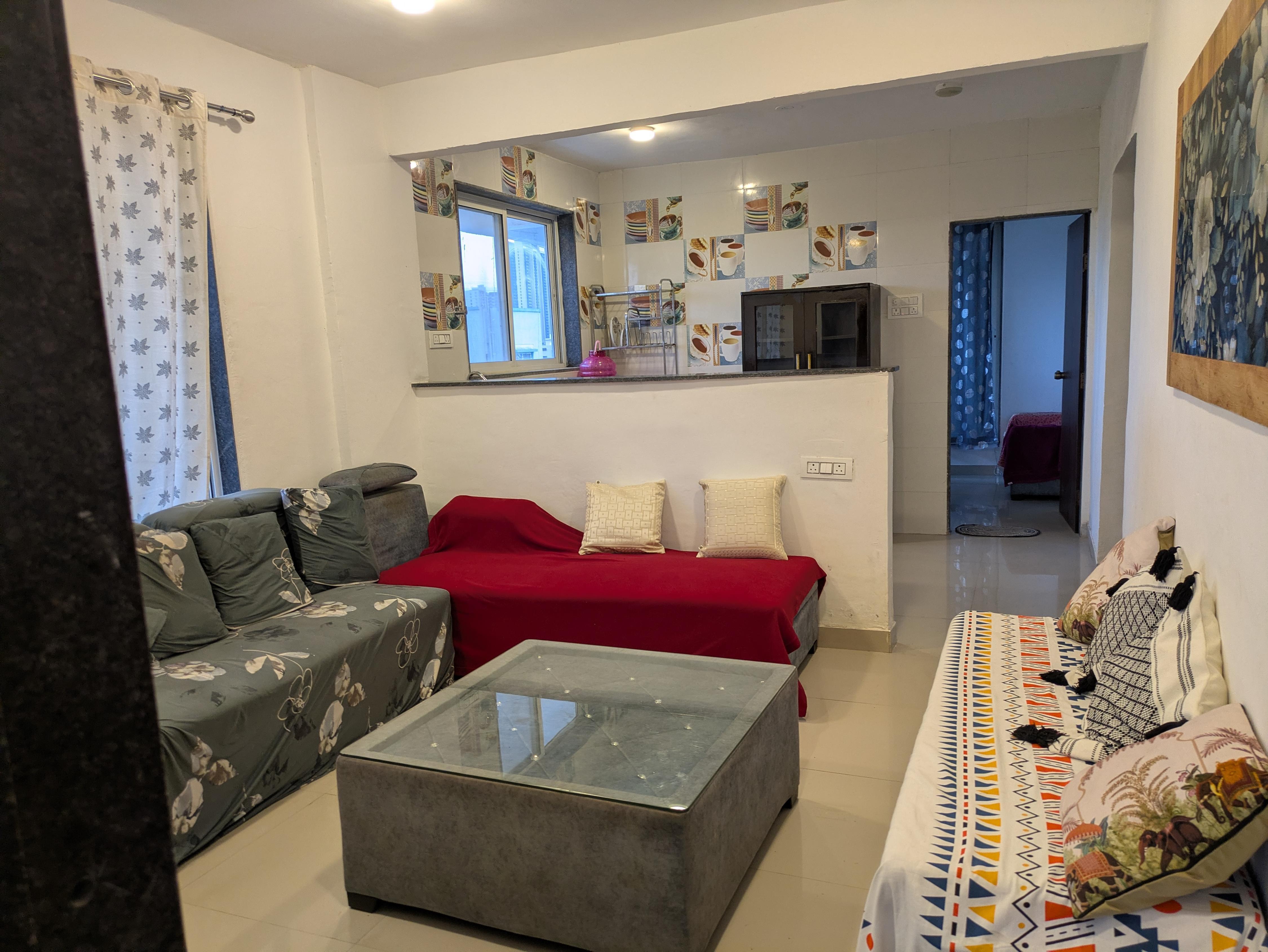 luxurious 2 bhk with 2 baywindows for 6 ppl - Tap to explore photos
