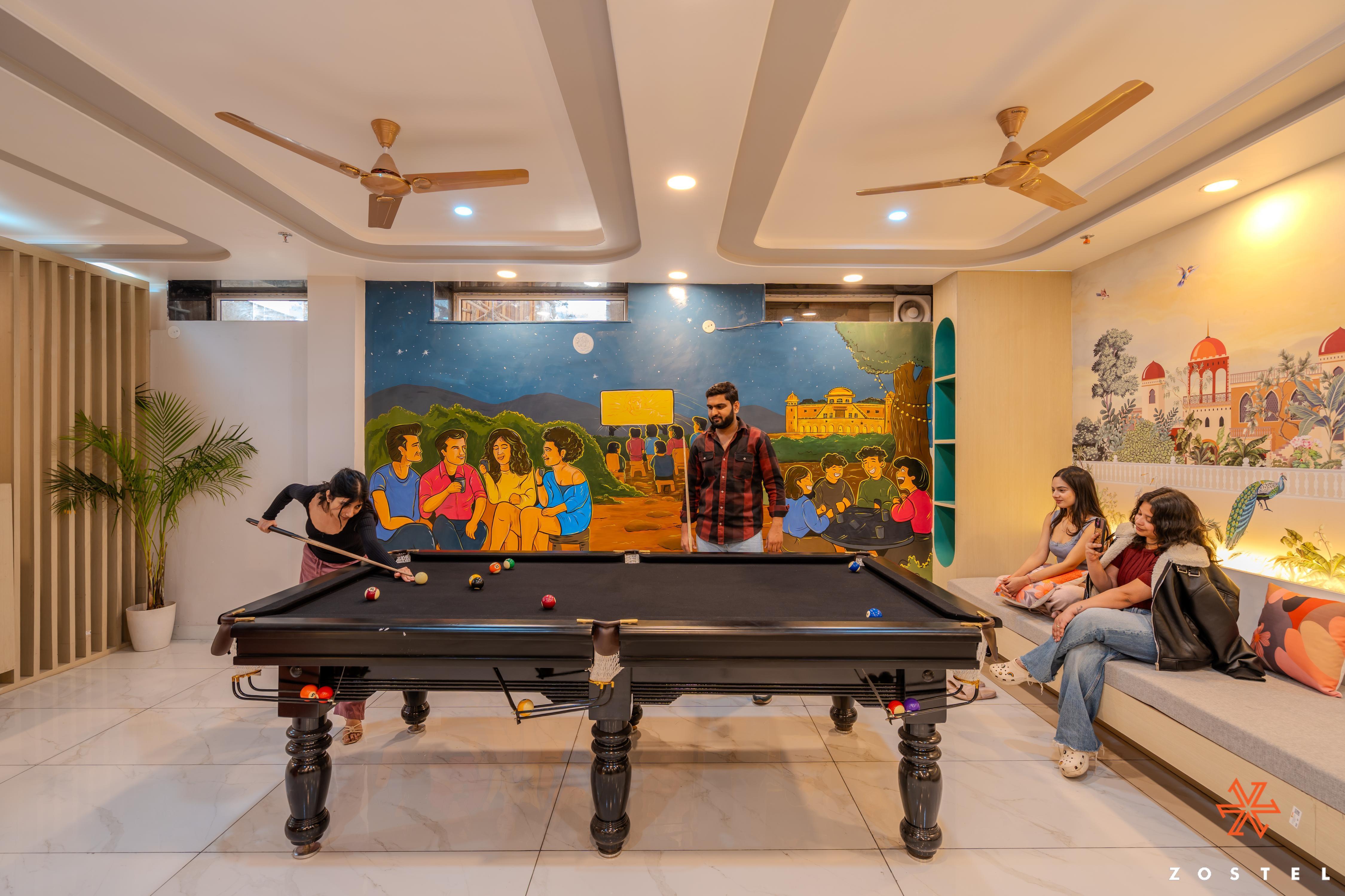 Zostel Jaipur (MI Road)