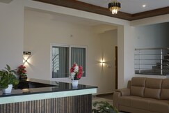 D D Luxury Inn