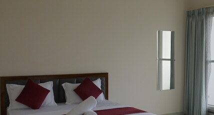 D D Luxury Inn Room Type - Deluxe Bed Room with Balcony