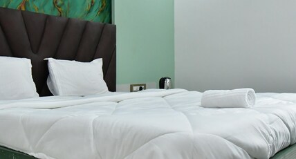 Asha Banquet And Hotels Room Type - Premium Room