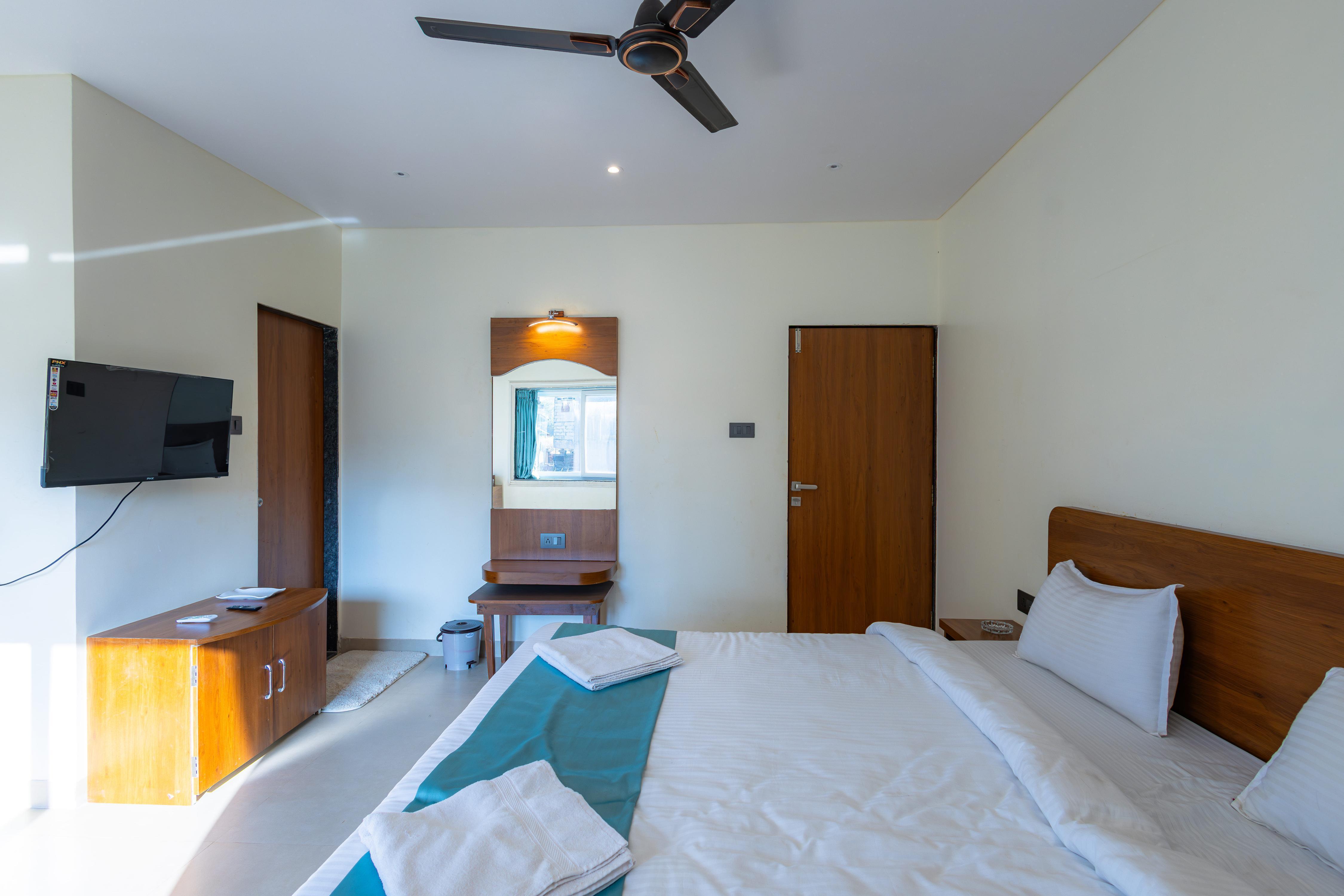 Daisy Hill Room Type - Pool Panorama Suite