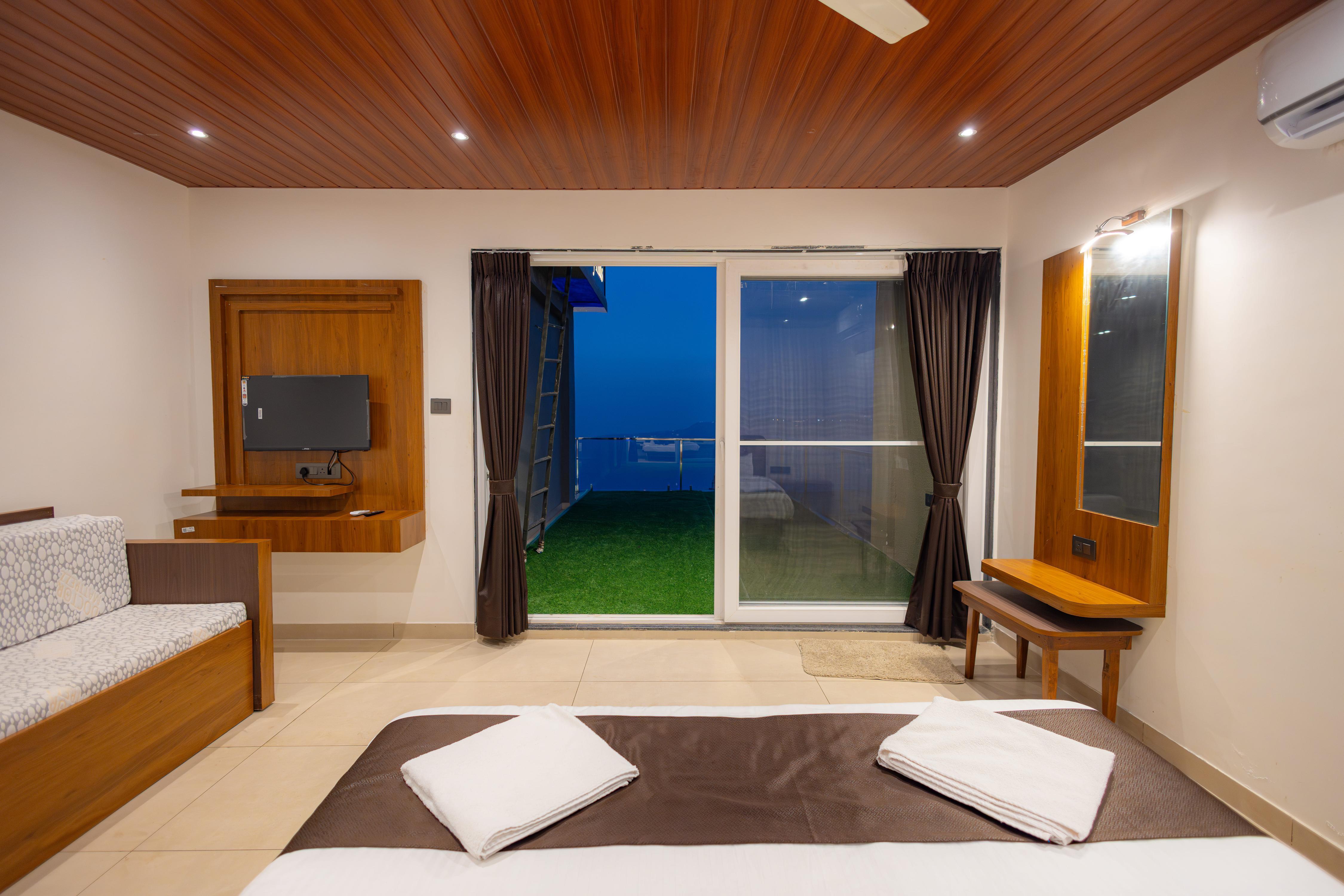 Daisy Hill Room Type - Terrace Vista Suite 2