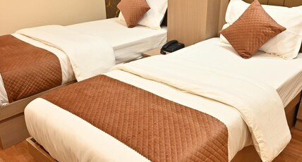 Hotel Pinaka Room Type - Twin beds