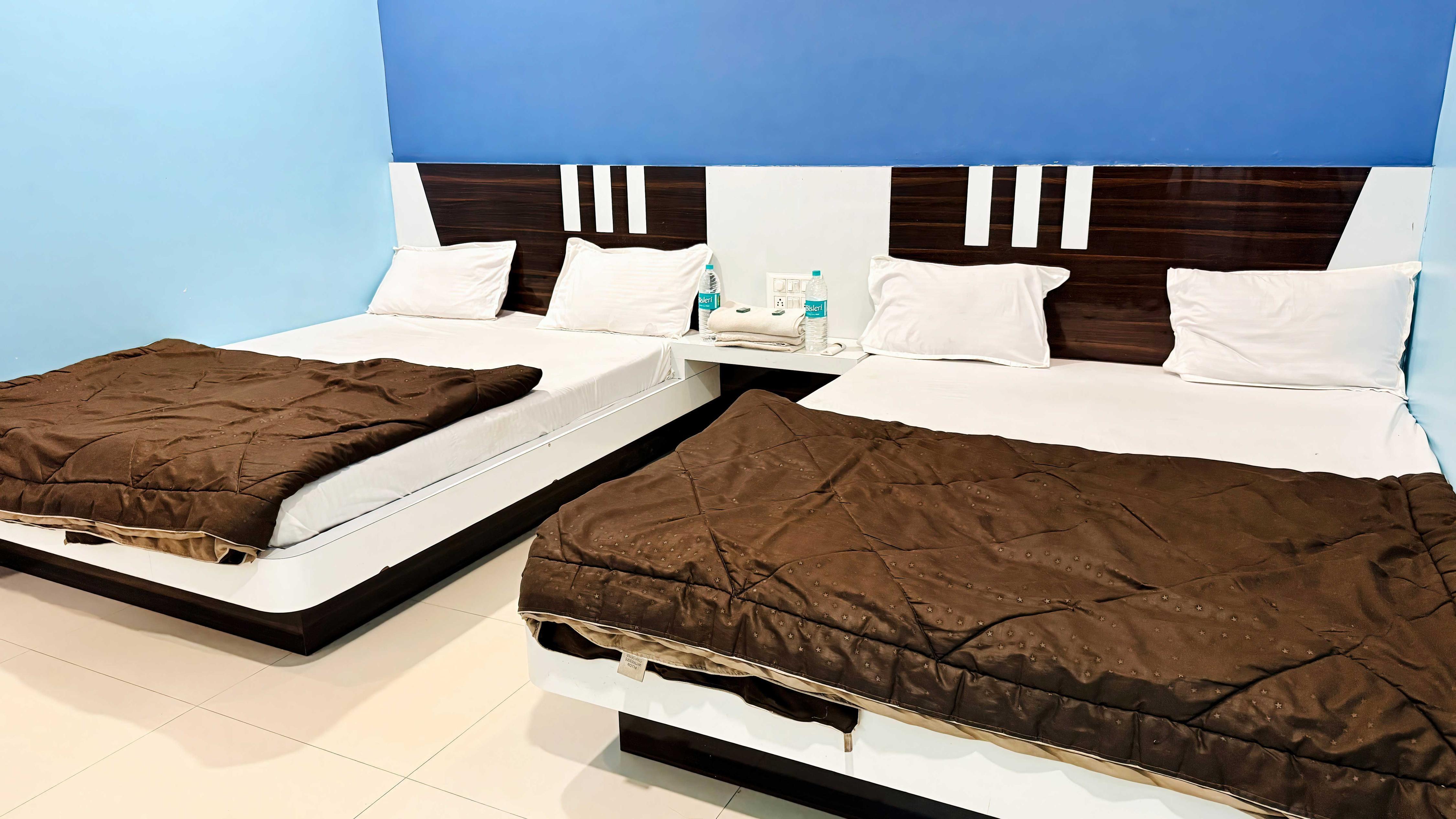 Hotel Mahakal Palace - Tap to explore photos
