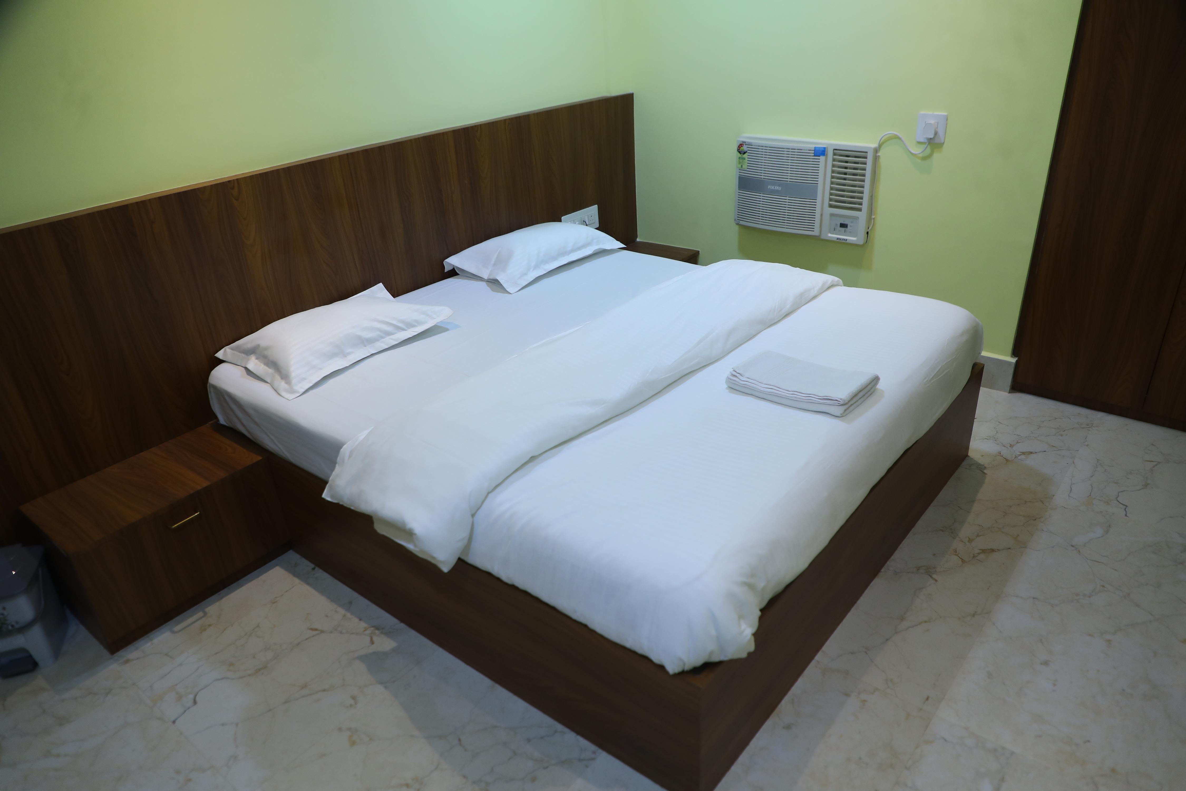 Manab Palace Room Type - Deluxe Room