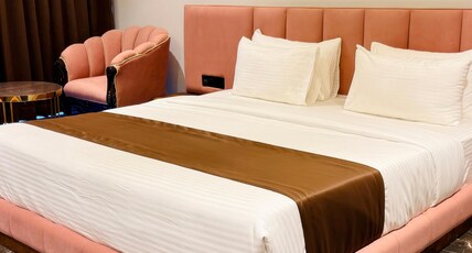 Pheonix Luxury Inn Hotel Room Type - Premium