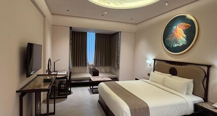De Lush Resorts Pune Room Type - Deluxe Room