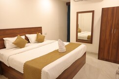 HOTEL ROYAL BLISS