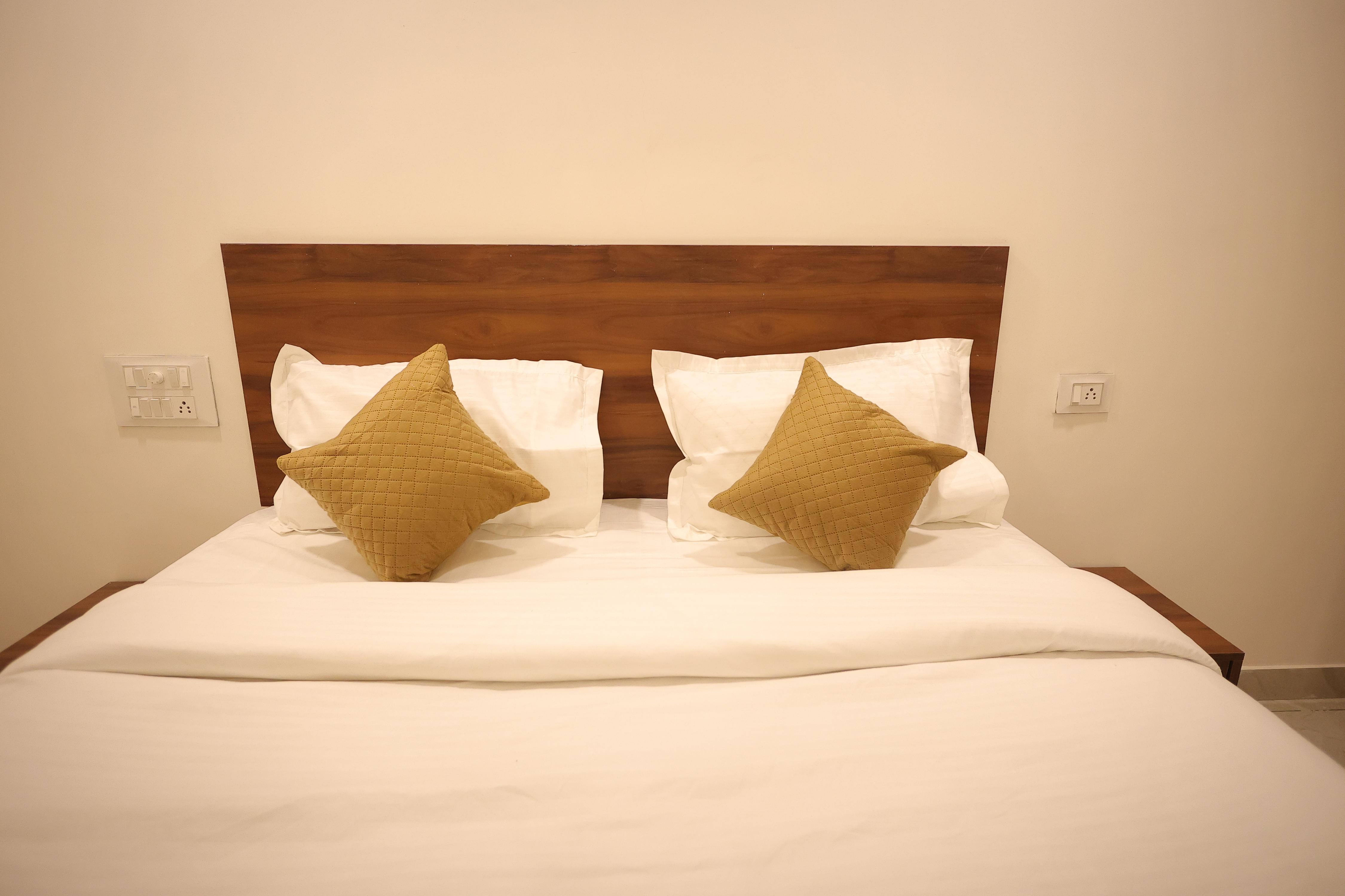 HOTEL ROYAL BLISS Room Type - Studio room