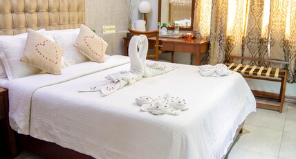 The Newtown Inn Room Type - Super Deluxe Double Room The Newtown Inn Room Type - Super Deluxe Double Room
