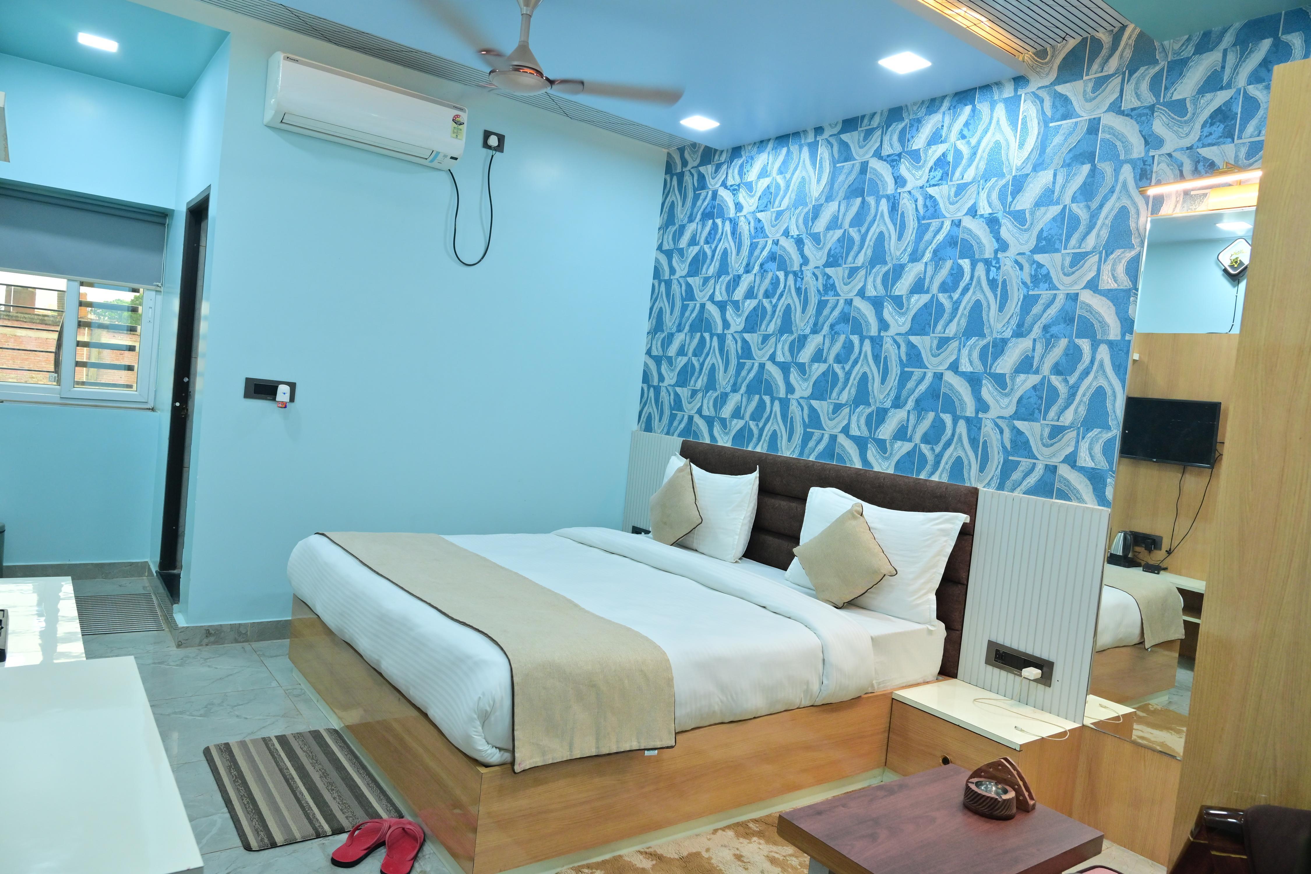 HOTEL RASHMI GRAND - Tap to explore photos