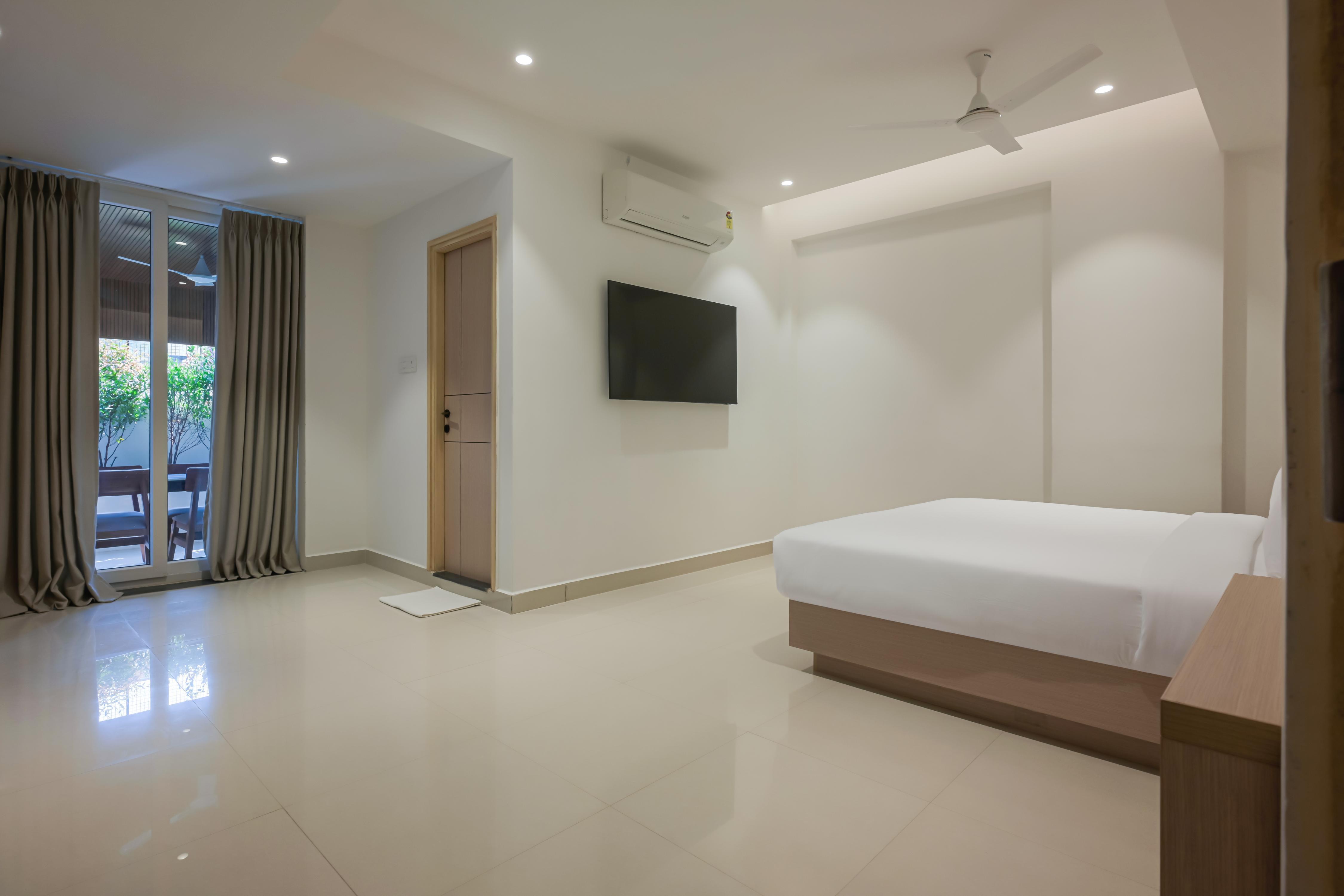 Stae Residency- Hitech City Room Type - Premier Room with Private Space