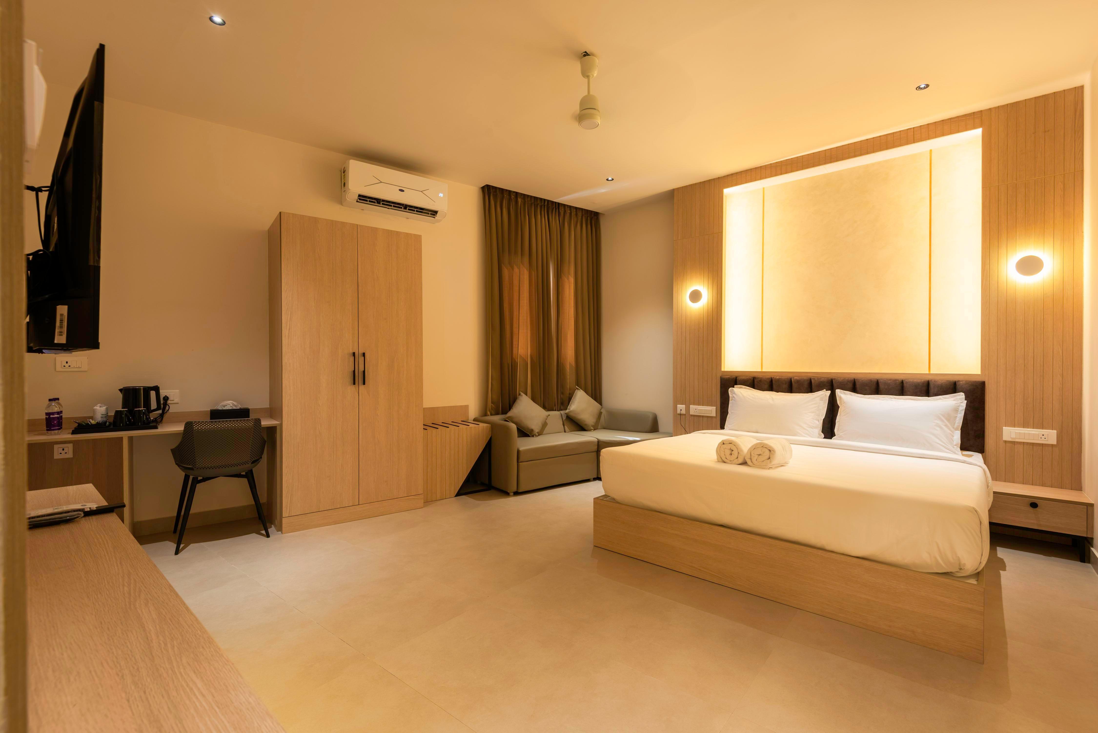 THE CONTINENTAL SUITES Room Type - SUPERIOR